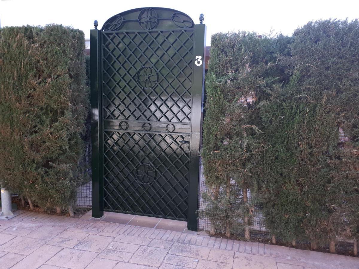 Apartment In Costa Del Sol With Large Terrace For 9 People 林孔-德拉维多利亚 外观 照片