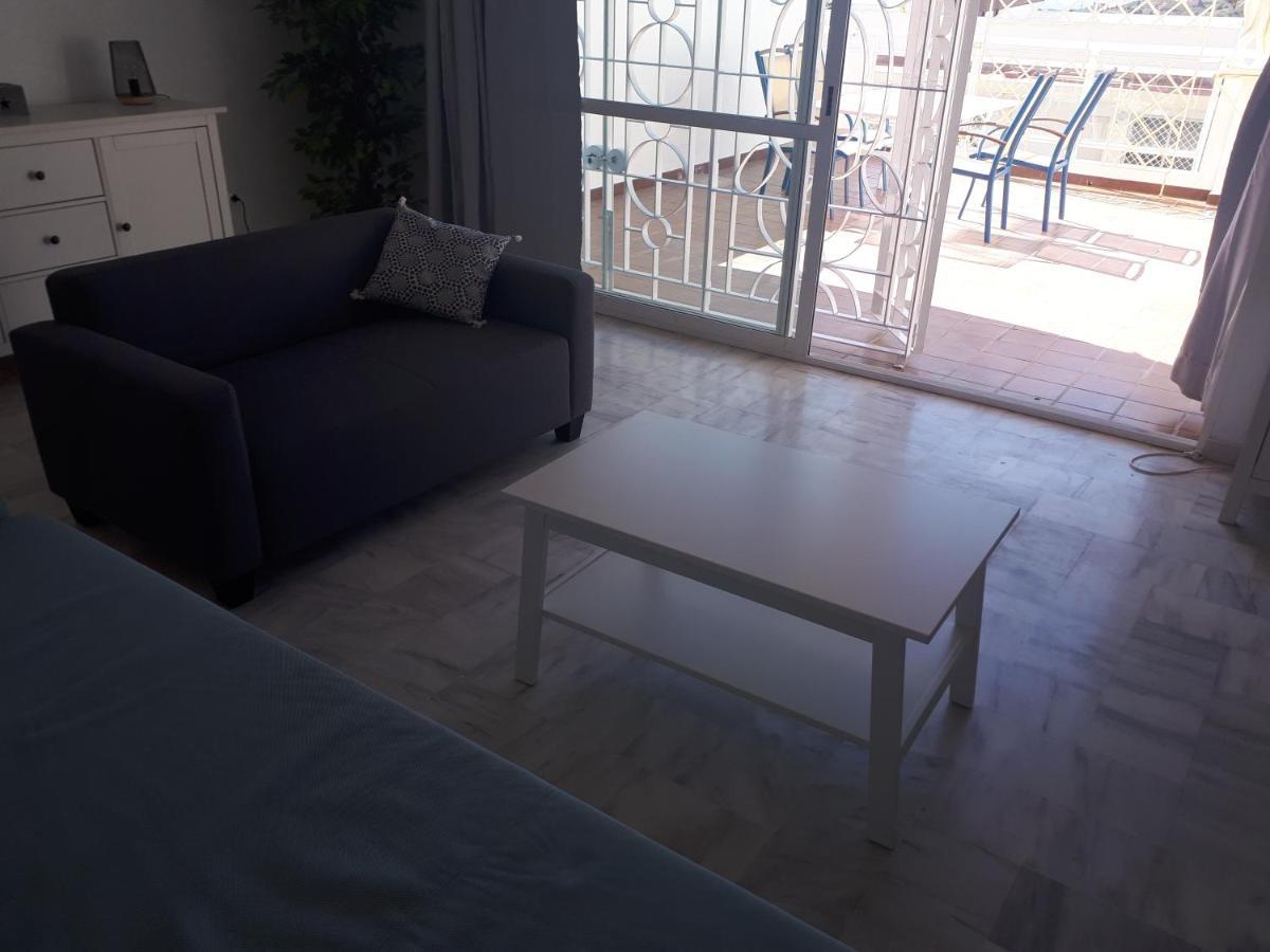 Apartment In Costa Del Sol With Large Terrace For 9 People 林孔-德拉维多利亚 外观 照片