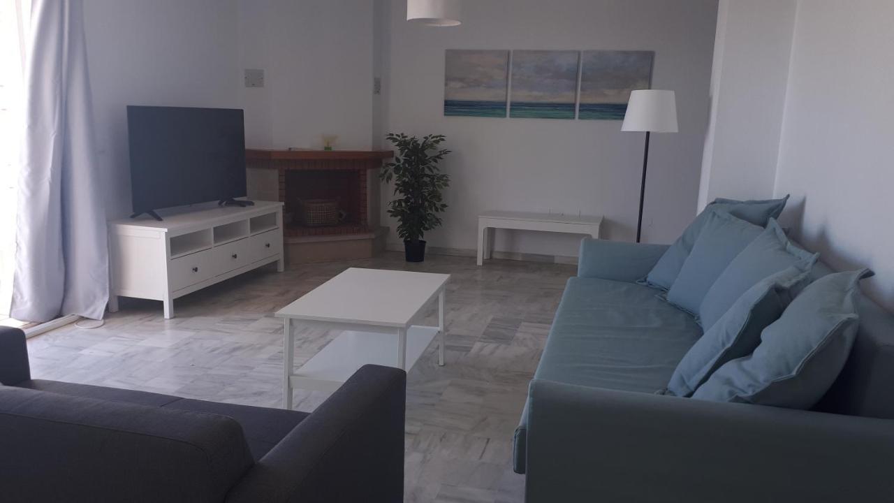 Apartment In Costa Del Sol With Large Terrace For 9 People 林孔-德拉维多利亚 外观 照片
