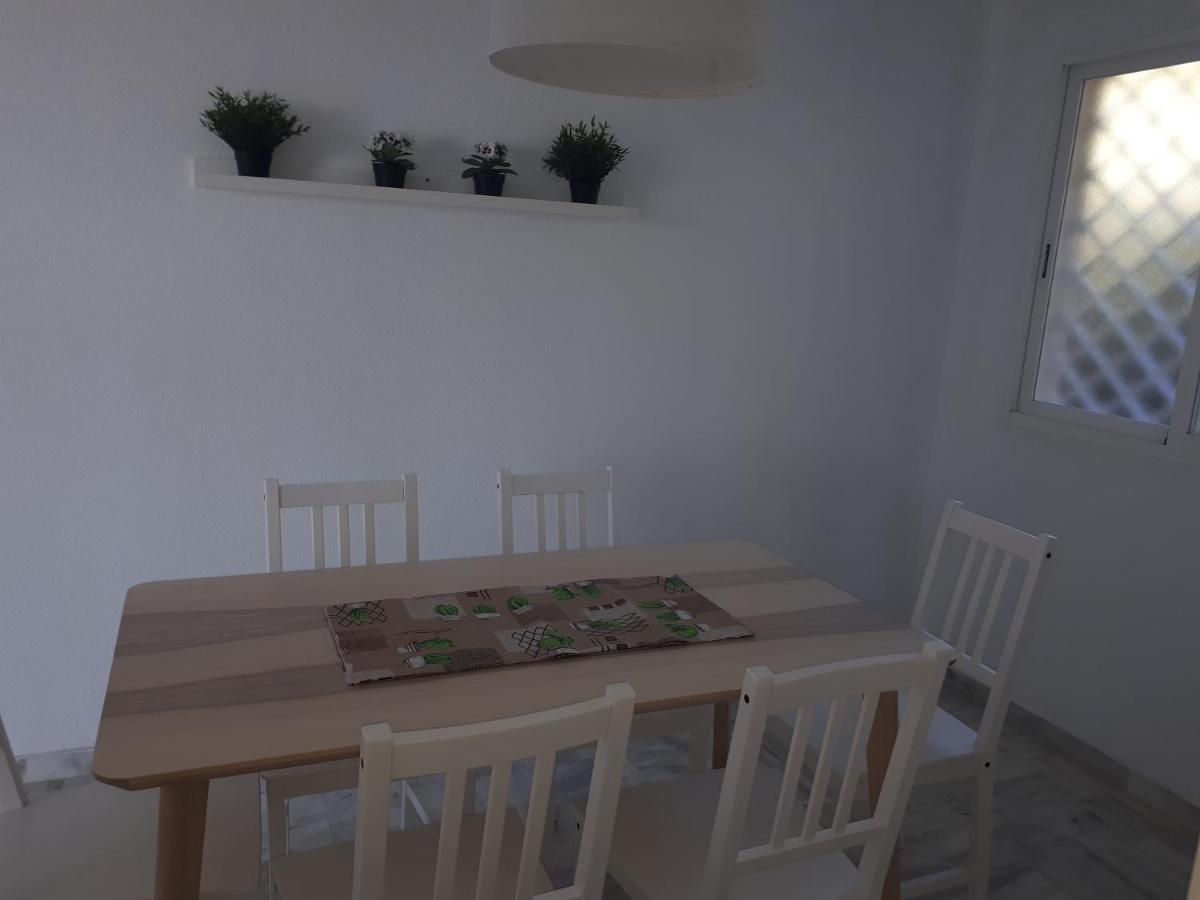 Apartment In Costa Del Sol With Large Terrace For 9 People 林孔-德拉维多利亚 外观 照片