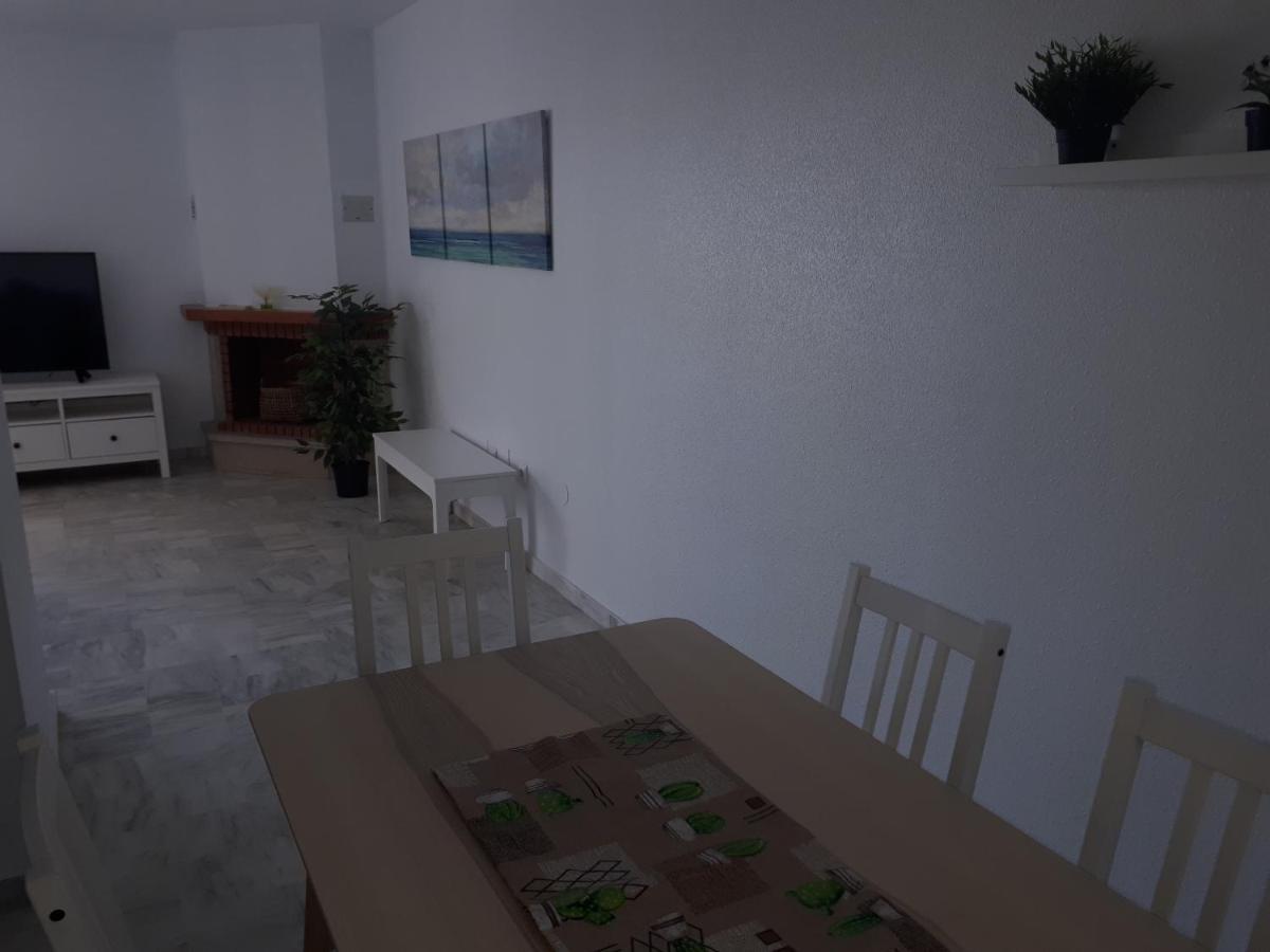 Apartment In Costa Del Sol With Large Terrace For 9 People 林孔-德拉维多利亚 外观 照片