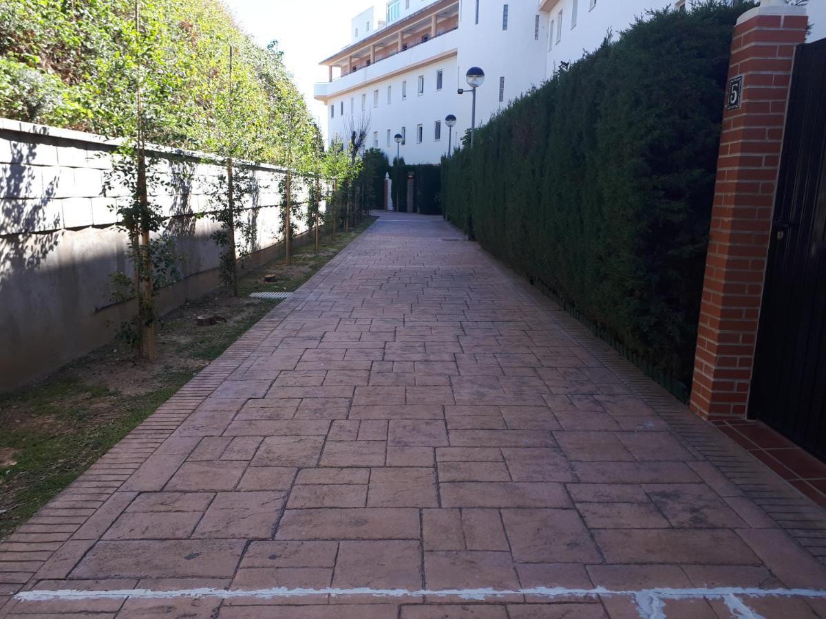 Apartment In Costa Del Sol With Large Terrace For 9 People 林孔-德拉维多利亚 外观 照片